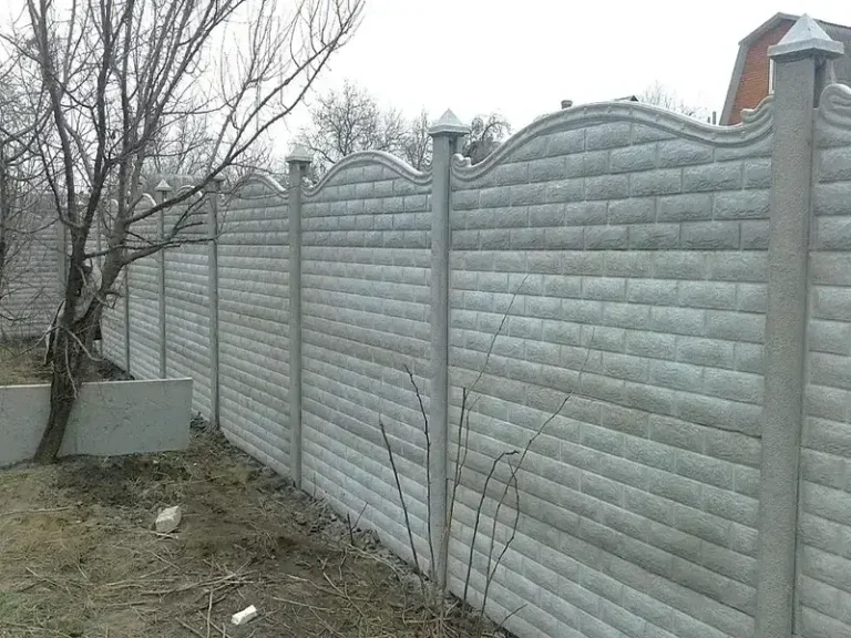 Бетонный еврозабор Фагот с установкой под ключ Таромское